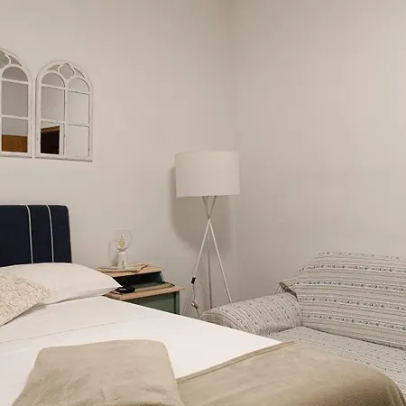 Apartamento Stone House Split