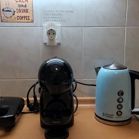 Stone House アパート *