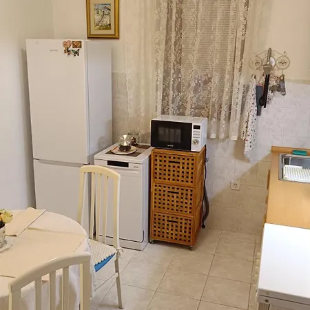 Stone House Apartment *