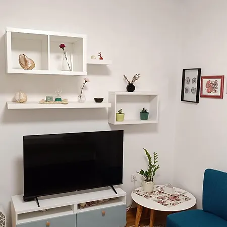 Stone House Apartment
