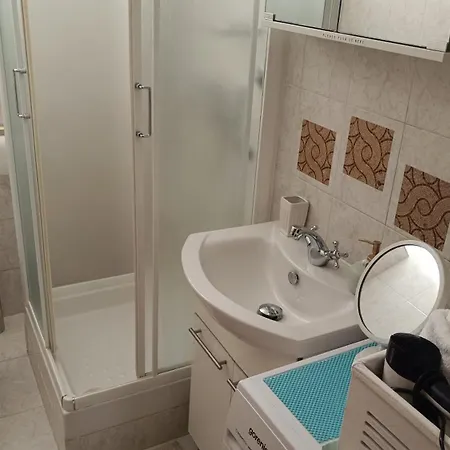 Stone House Apartment