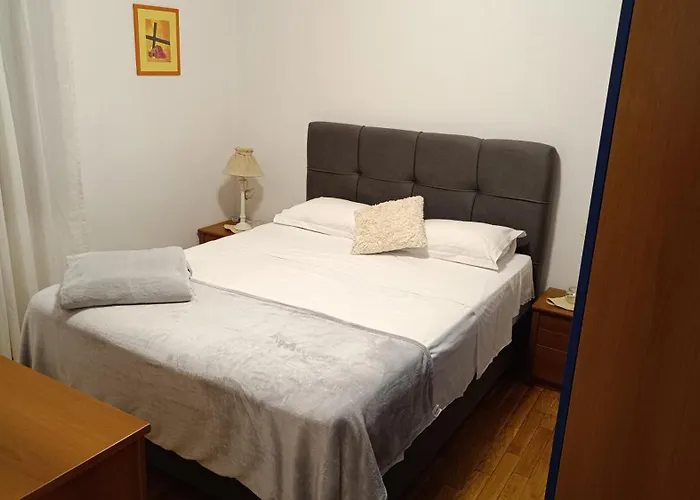 Stone House 아파트 *